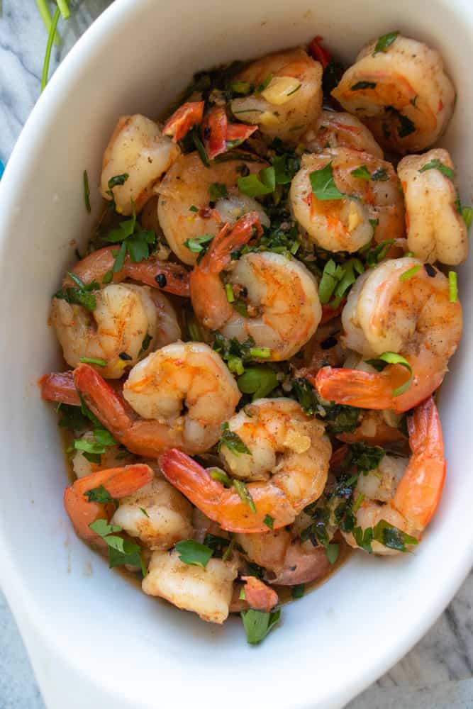 a close up of the shrimp scampi